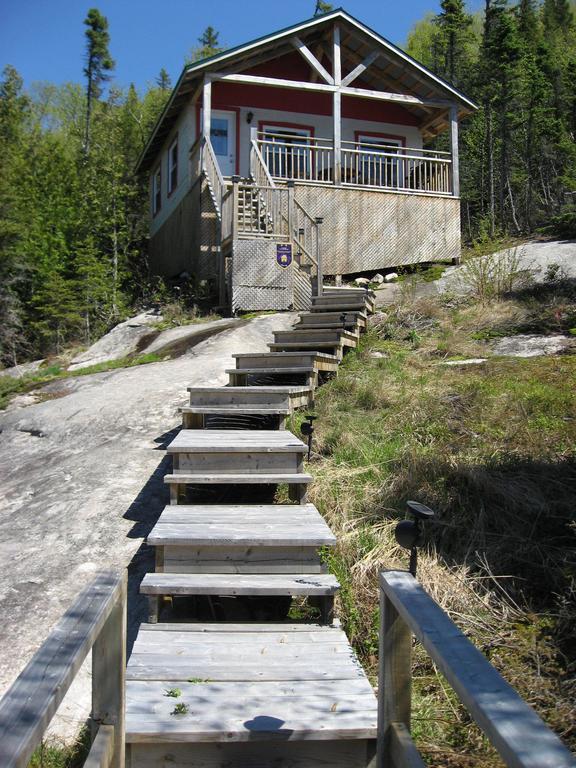 Chalet De La Montagne Tadoussac Exterior foto